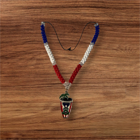 Collar con dije de Conga de Puerto Rico