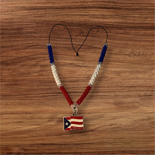 Collar con dije de Bandera de Puerto Rico