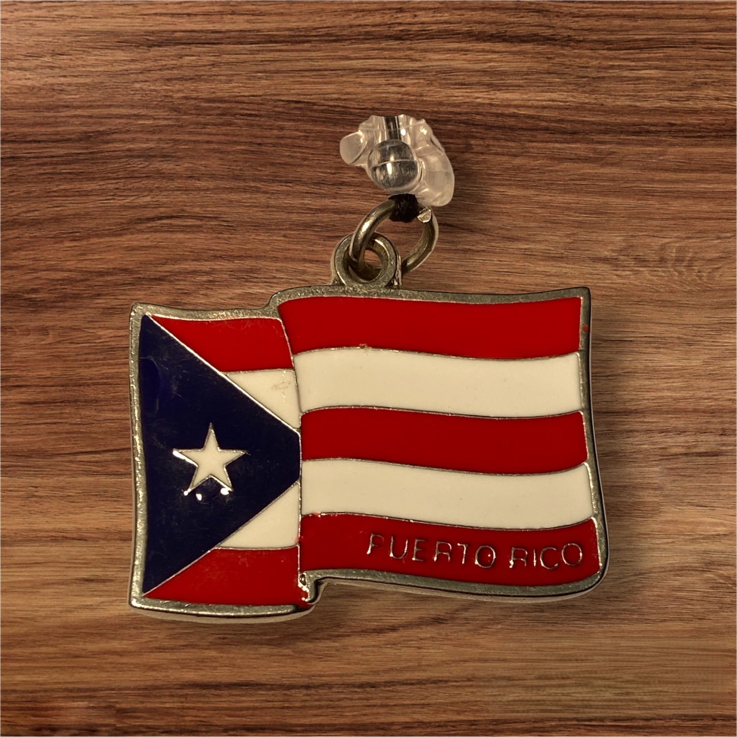 Collar con dije de Bandera de Puerto Rico